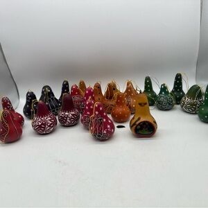 Gourd Holiday Ornaments Carved Christmas Decoration Lot Of 26 Peruvian Folk Art